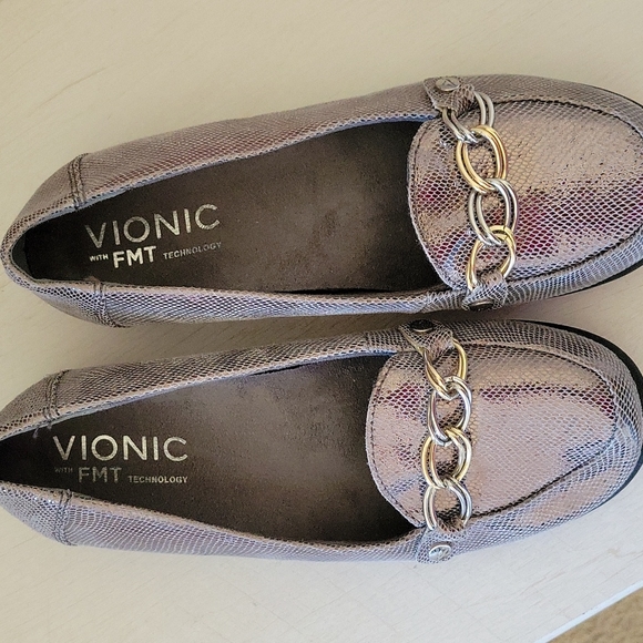 VIONIC flats - Picture 2 of 4